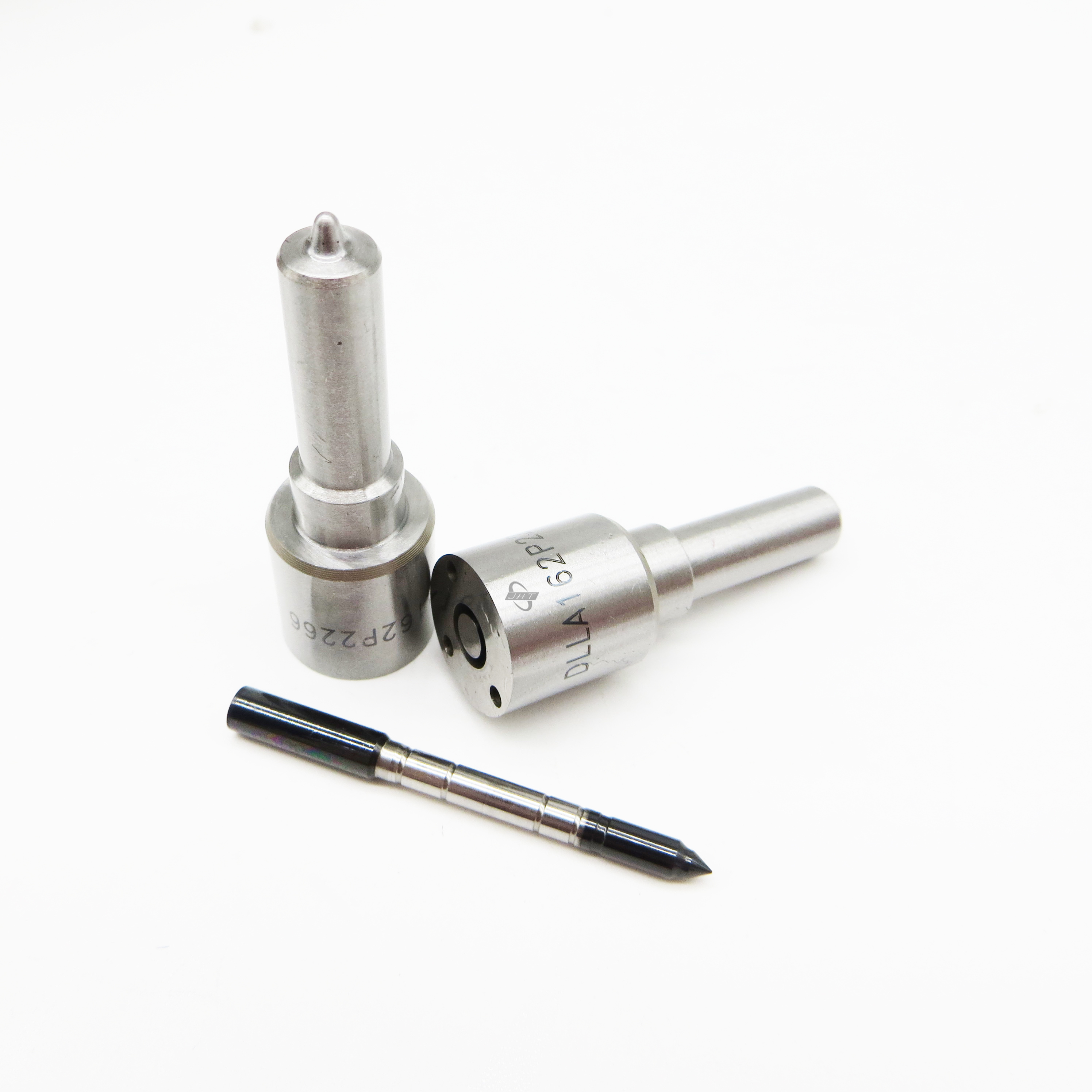 diesel Injector Nozzle P-type Injector Nozzle DLLA162P2266 Fuel Spray Nozzle 162P2266 Excavator Spare Parts P2266