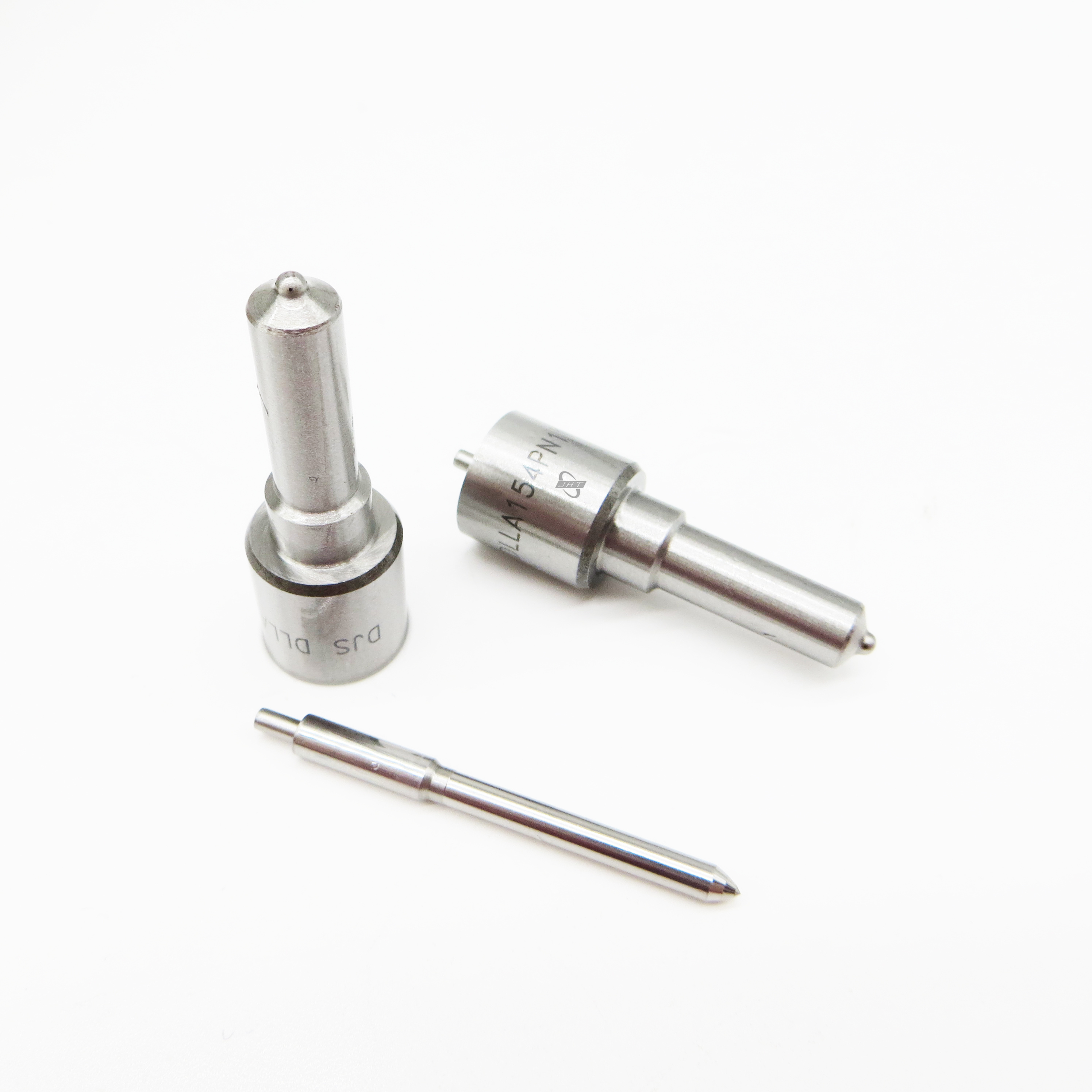 DLLA154PN116 Diesel Fuel Injector Nozzle for 4JA1 Diesel Engine Spare Parts