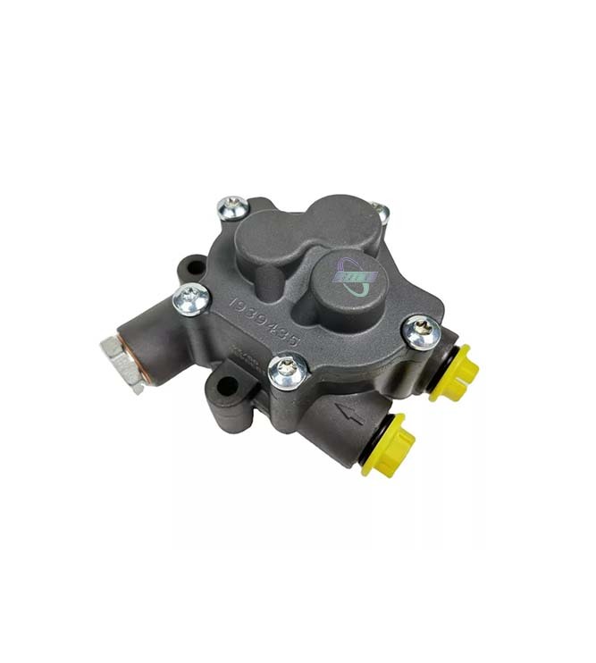 Gear Fuel Injection Pump 1939435 7018955161 35796711105 for MX11 MX13